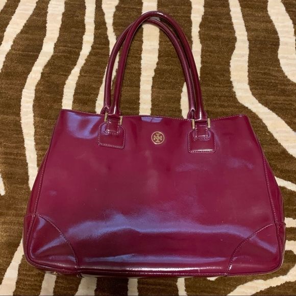 Tory Burch Handbags - Tory Burch Patent Leather Tote